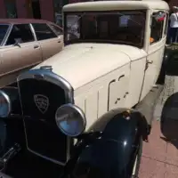 Old timer automobili2 fena
