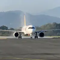 Tuzla Pegasus sletio aerodrom Tuzla avion