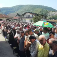 Sanski Most DŽENAZA UBIJENOM DIREKTORU Nijaz Halilović