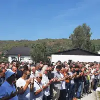 Sanski Most DŽENAZA UBIJENOM DIREKTORU Nijaz Halilović