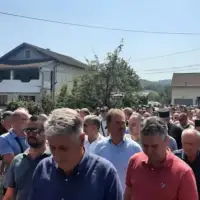Sanski Most DŽENAZA UBIJENOM DIREKTORU Nijaz Halilović