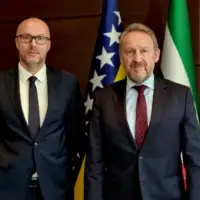 Izetbegovic hloben