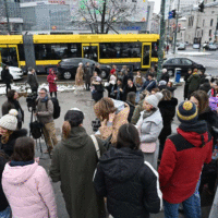 Građani Sarajeva odao počast Ineli / Fena