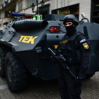 Madarska policija specijalci