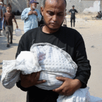 Gaza umrla beba