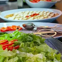 jelo hrana restoran Malak Farma