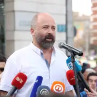Protesti novo 2