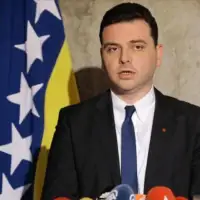 Sasa magazinovic AA