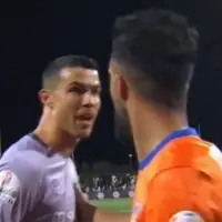 Cr