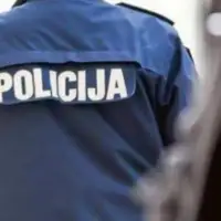 Policija 696x391
