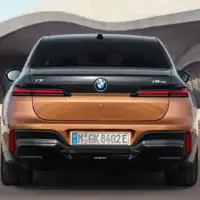 Bmw i7 4