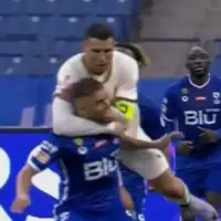 Cr