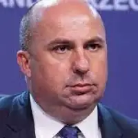 DENIS LASIĆ foto jabuka