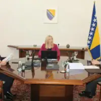Predsjednistvo Bi H april 2023 scaled 427x285