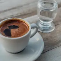 Kafa i voda