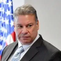 Gabriel Escobar 872x610