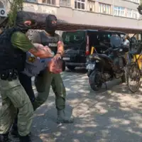 Policija hapsenje zenica fena