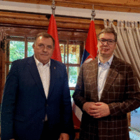 Dodik i Vucic