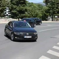 Delegacija ohr automobili pratnja vozila 872x610