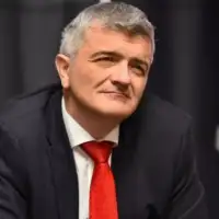 Sedan mandic
