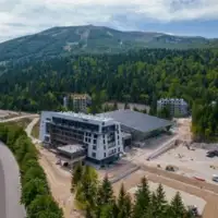 Bjelašnica. poslovno-sportskicentr Trnovo