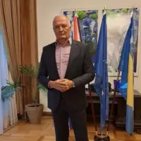 Zukan Helez