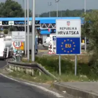 Granicni prelaz Hr Gradiska Foto ras
