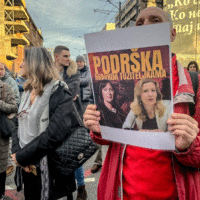 AA 20230310 30535232 30535225 U BEOGRADU SKUP PODRSKE TUZITELJKAMA POZIV NA SVEOBUHVATNI NARODNI BUNT PROTIV REZIMA