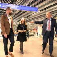 Ministar Mijatović tokom posjete aerodromu. Vlada KS