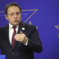 Oliver Varhleyi AP
