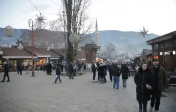 Turisti Bascarsia ulice Sarajevo 01 2026 3 AA