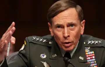 David Petraeus bisi dir cia