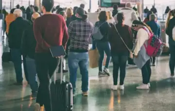 Putnici kofer putovanje aerodrom 872x610