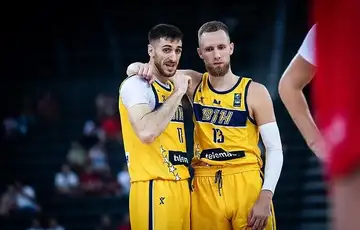 Aleksandar Lazić i Džanan Musa (Foto: FIBA)