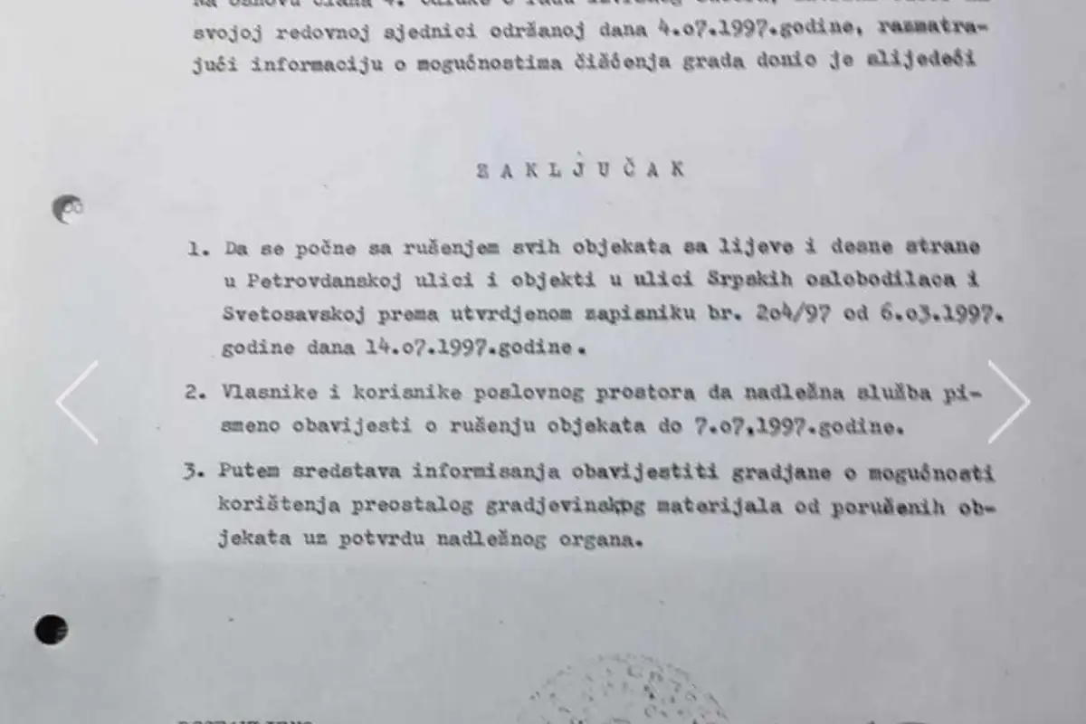 Srebrenica dok3