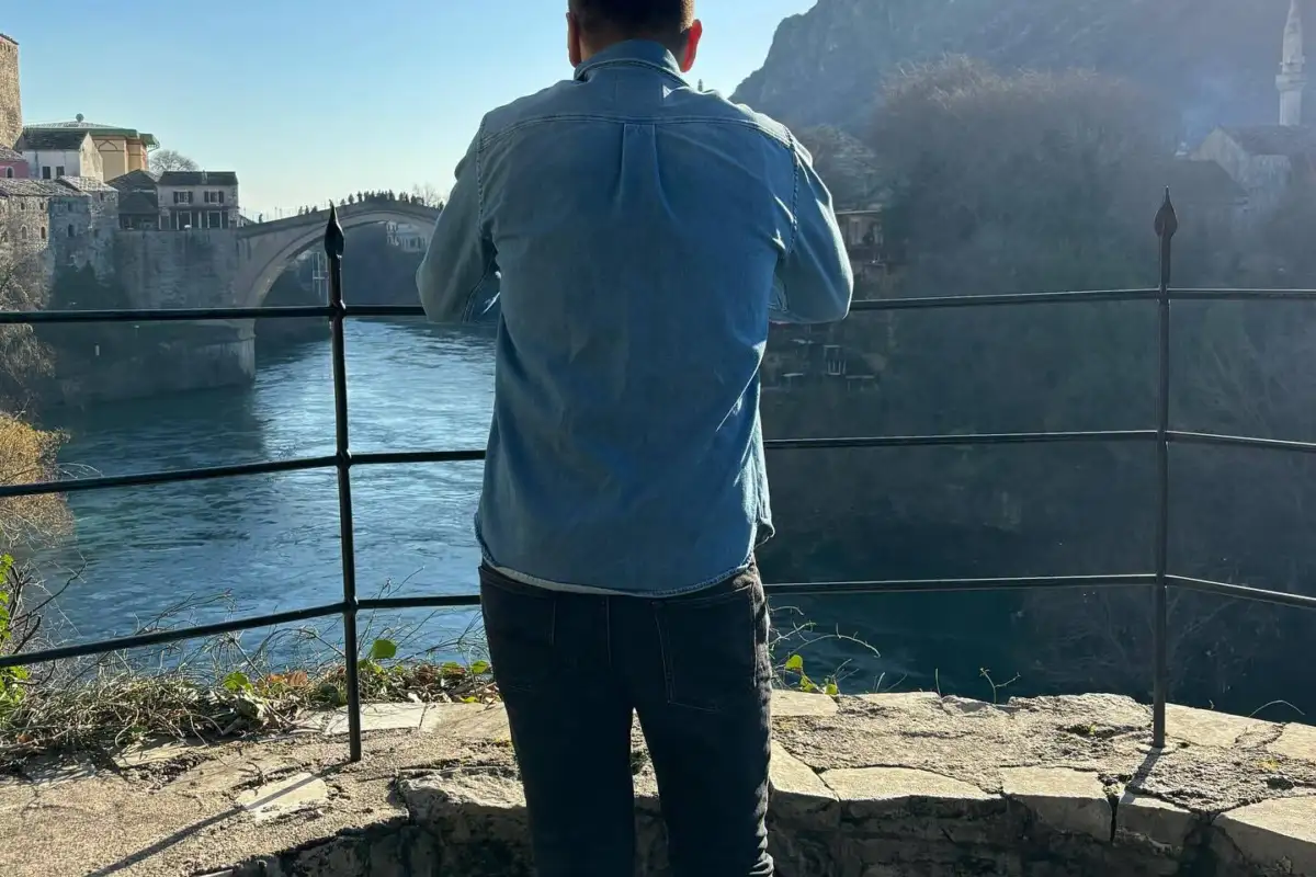 Adnan Ćatić stigao na odmor u bh. grad