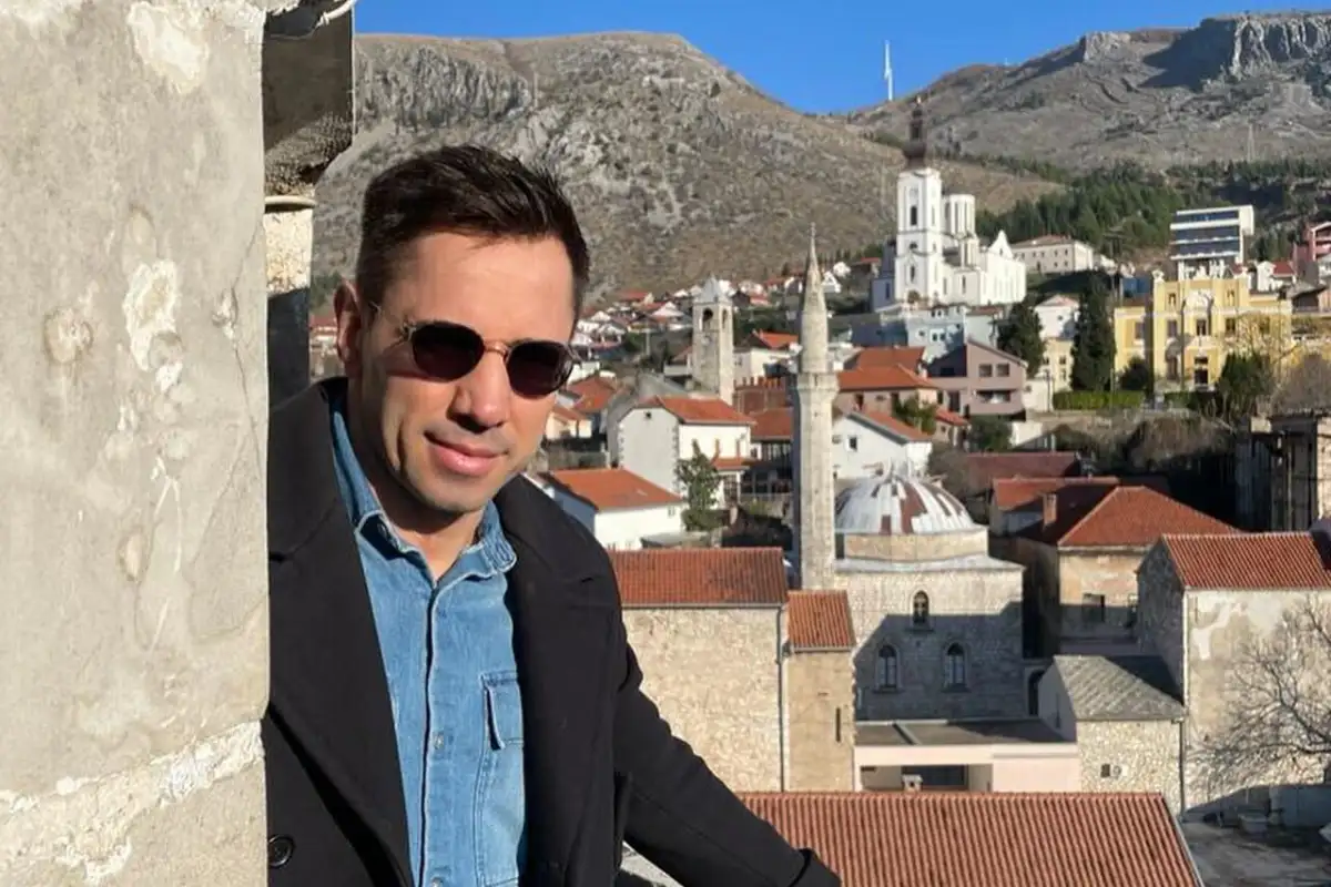 Adnan Ćatić stigao na odmor u bh. grad