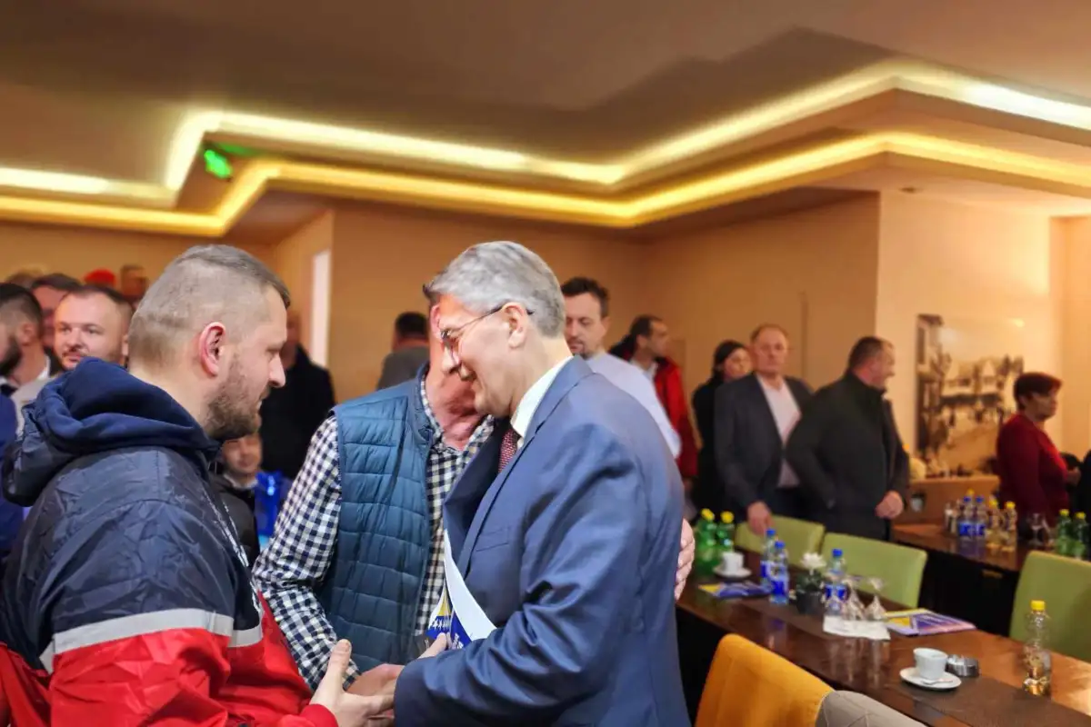 Naprijed tesanj2