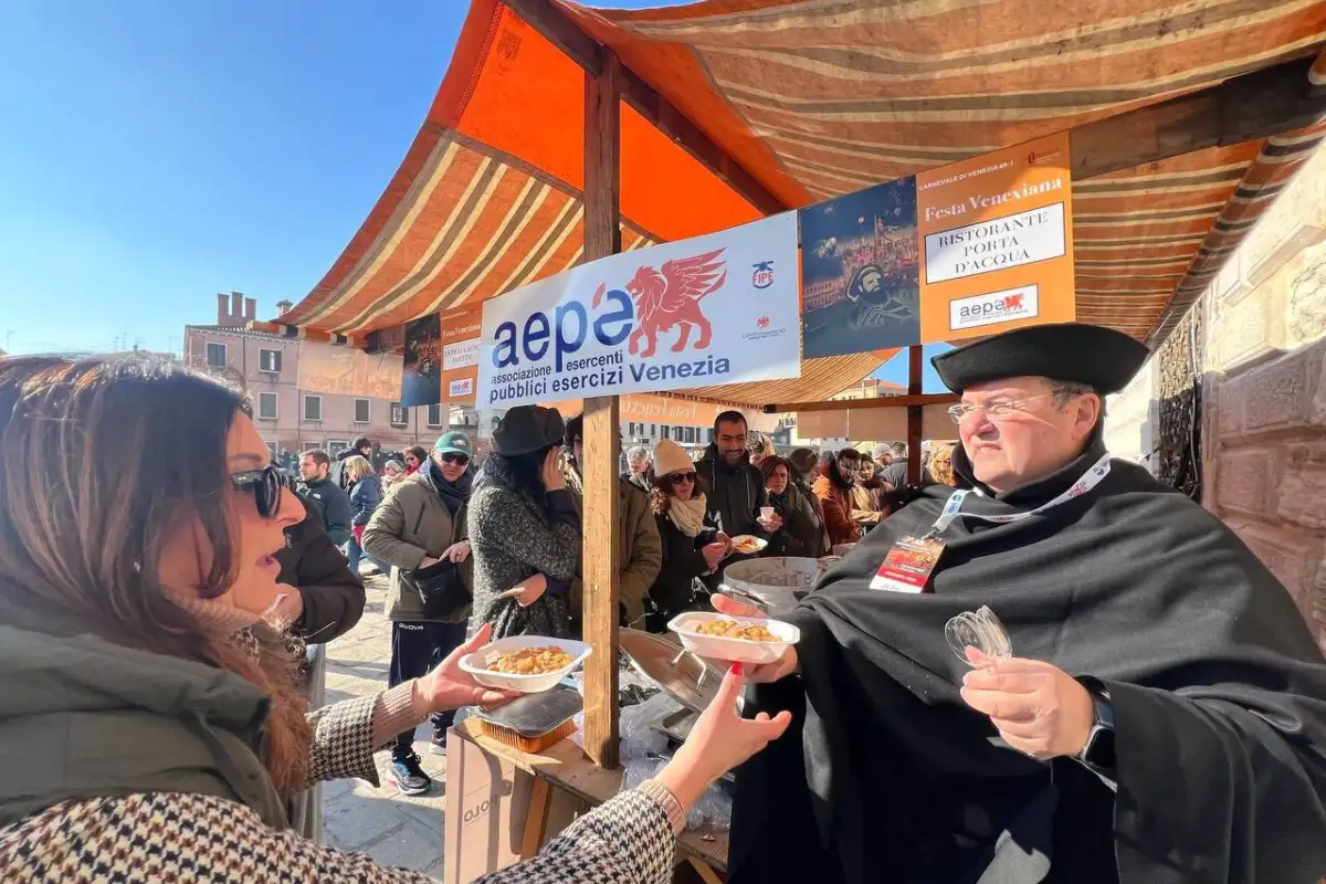 karneval u Veneciji foto X