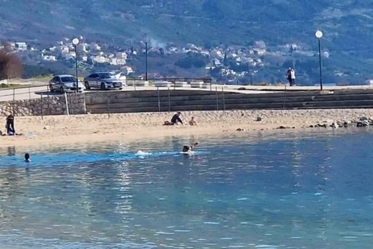 Kupanje zaplivali u Dubrovniku februar SeeSrpska Mondo