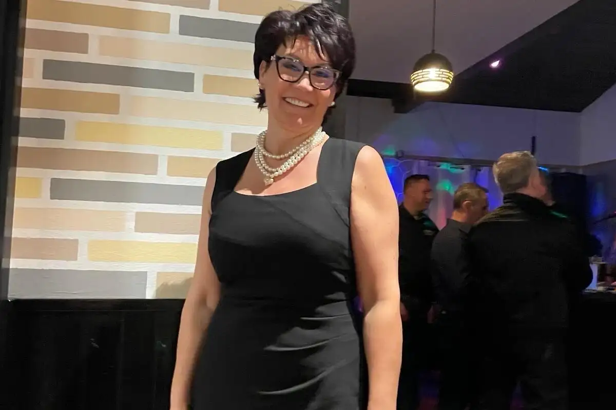 IMG ce2c1efdd03f165bbeeb4341c3031a8d V