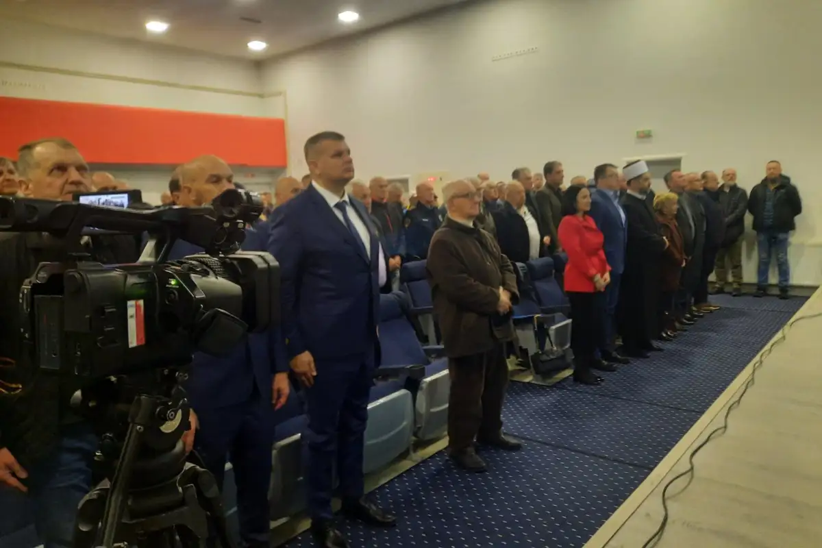 Sanski Most Akademija povodom 21.godisnjice od smrti generala Mehmed Alagić