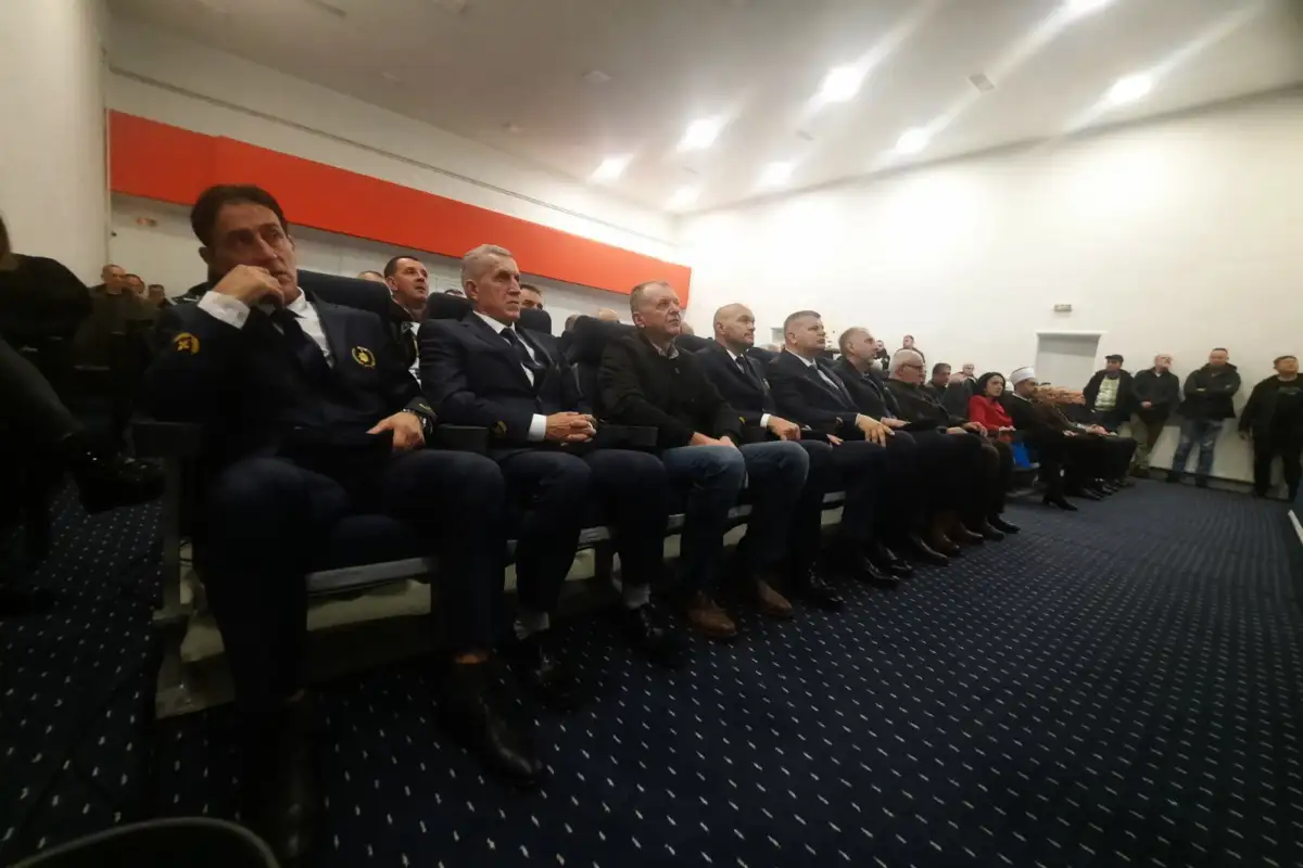 Sanski Most Akademija povodom 21.godisnjice od smrti generala Mehmed Alagić