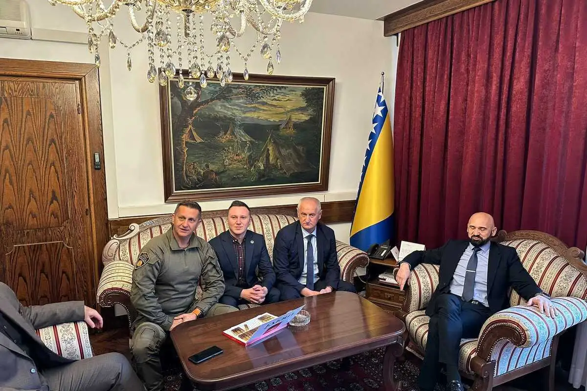 Docek Vahidin Munjić Mustafa Selmanović foto fup Ramo isak