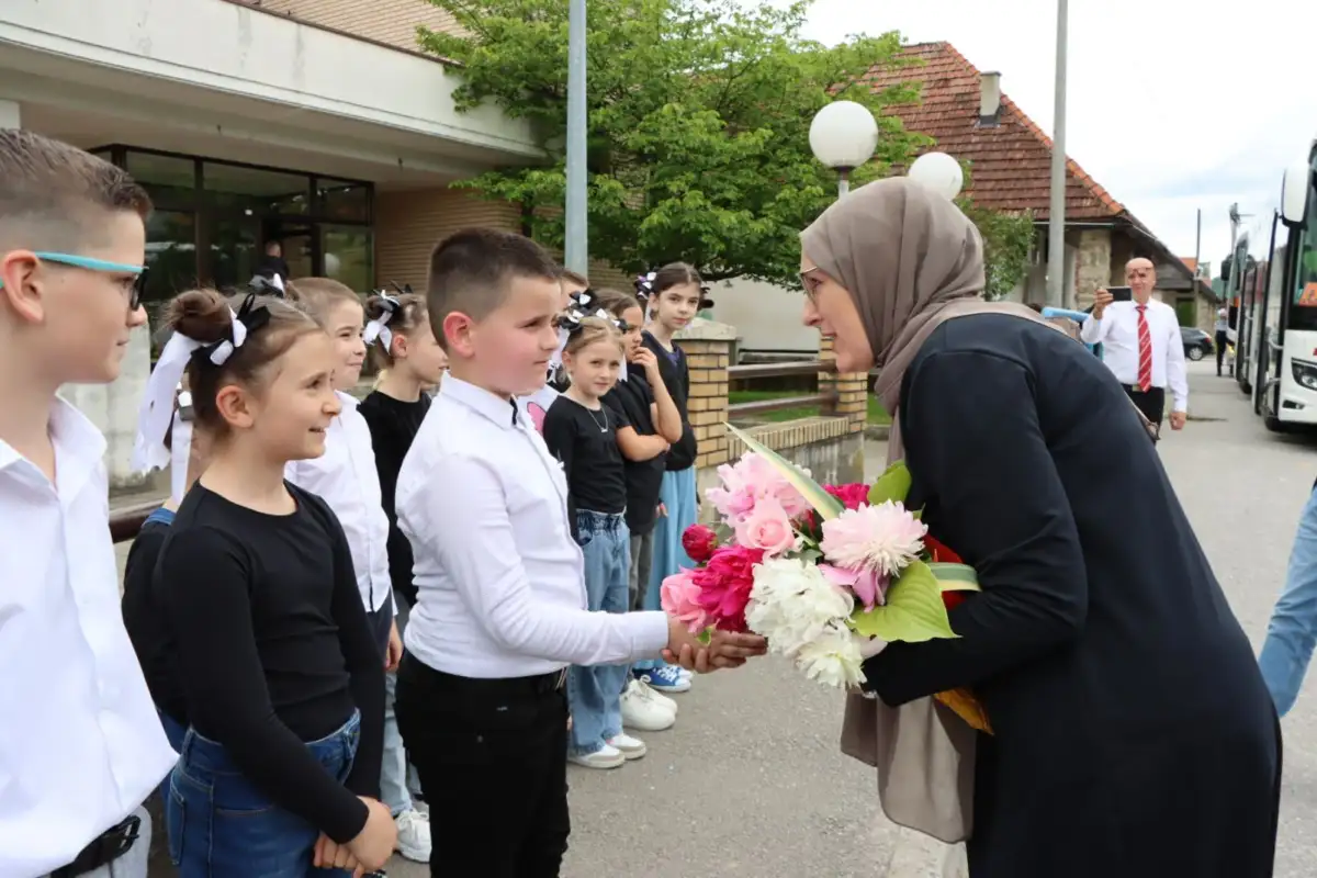 Učenici iz KS posjetili Cazin, Veliku Kladušu, Bužim i Biha