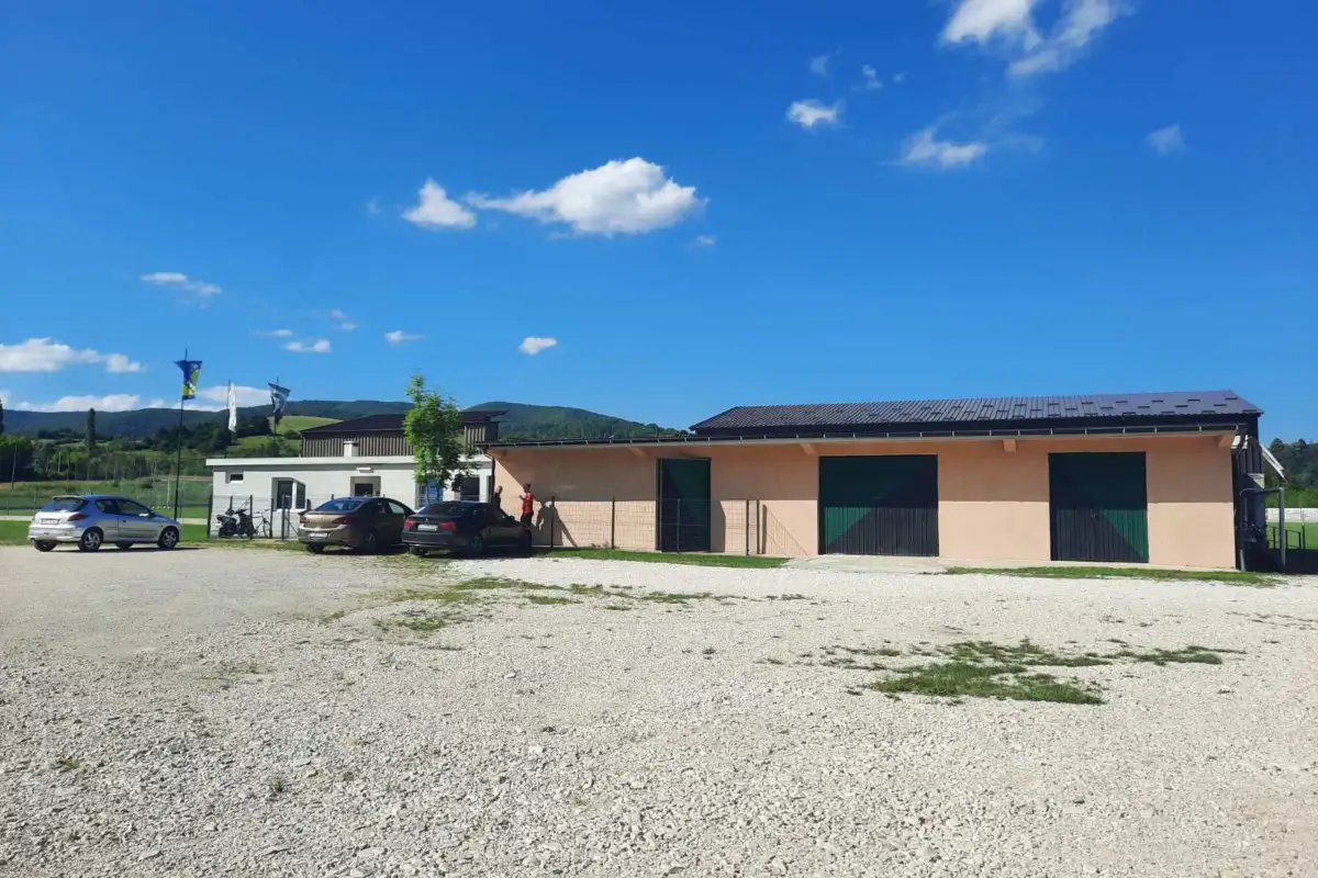 IMG 7f928a93b0b9d3943676c758e2dd072b V