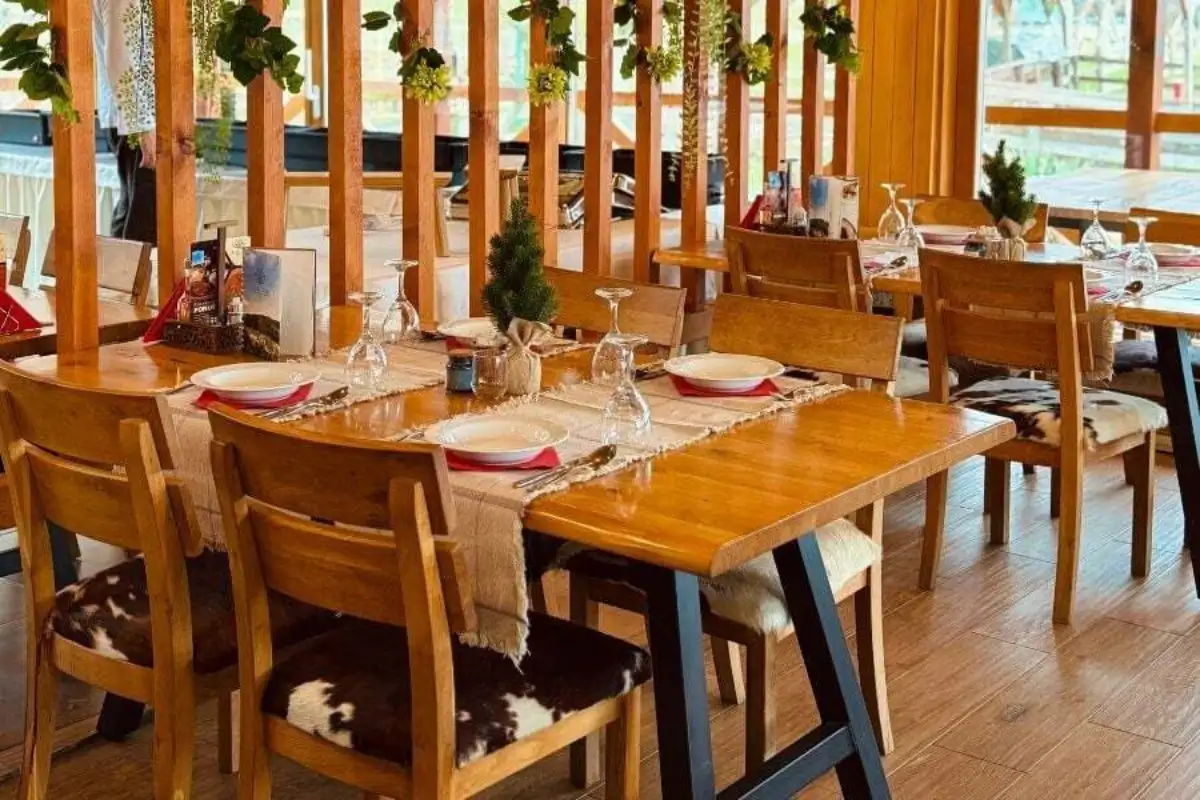 restoran Malak Farma xl