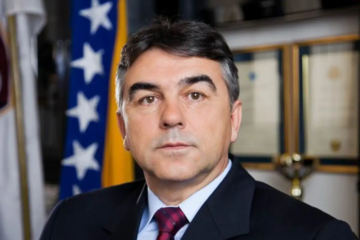 Božo Mihajlović