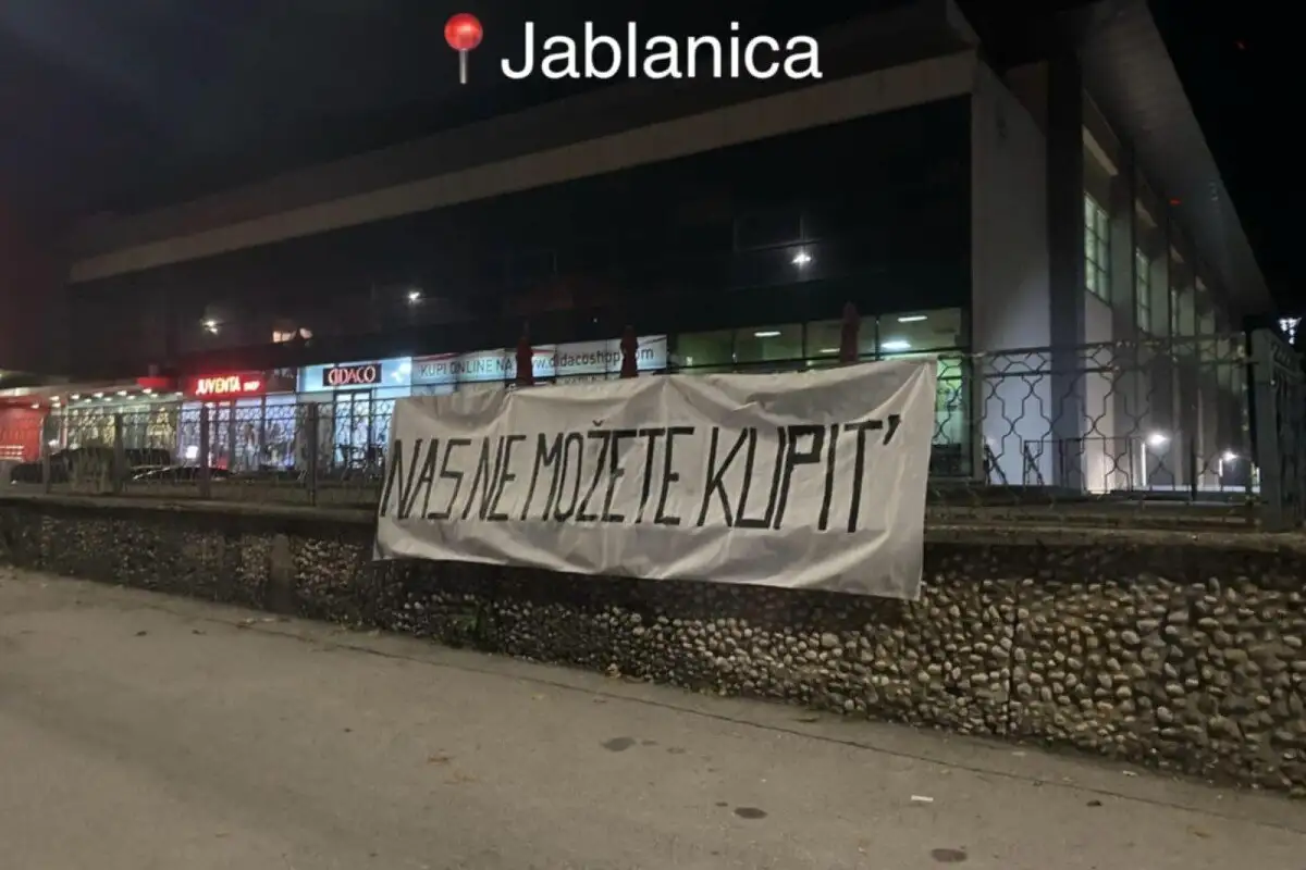 BH Fanaticosi istakli parole protiv saveza sirom Bi H 4