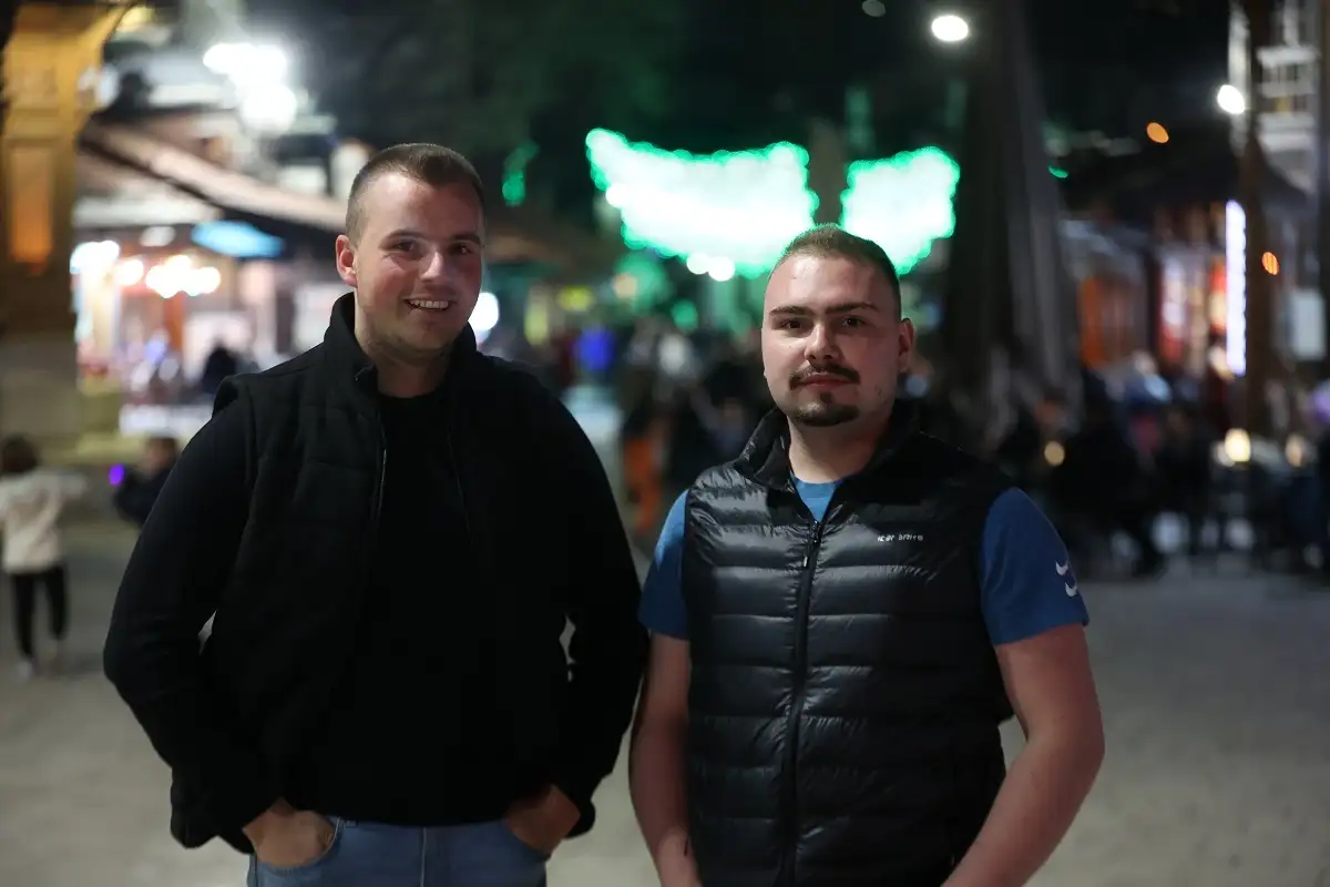 Bascarsija poslije iftara 1